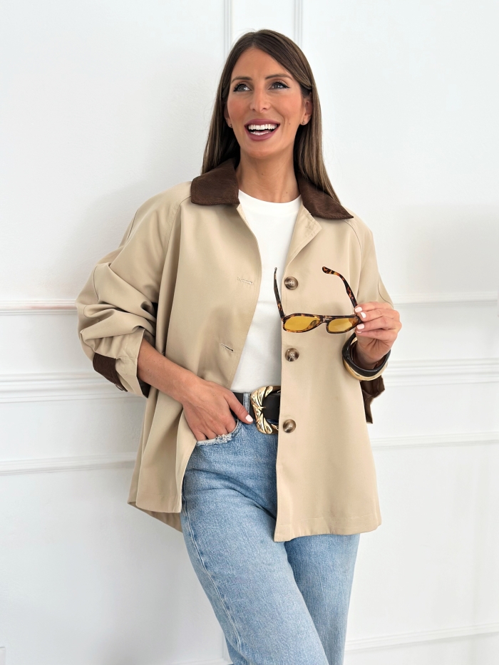Gabardina Corta Amelia Beige