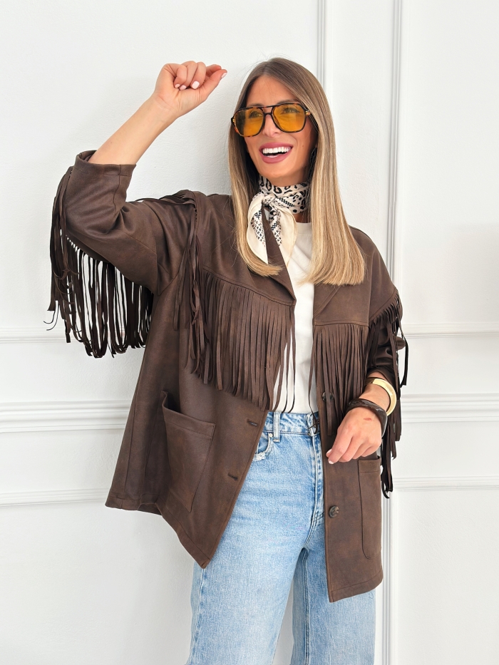 Chaqueta flecos ante chocolate