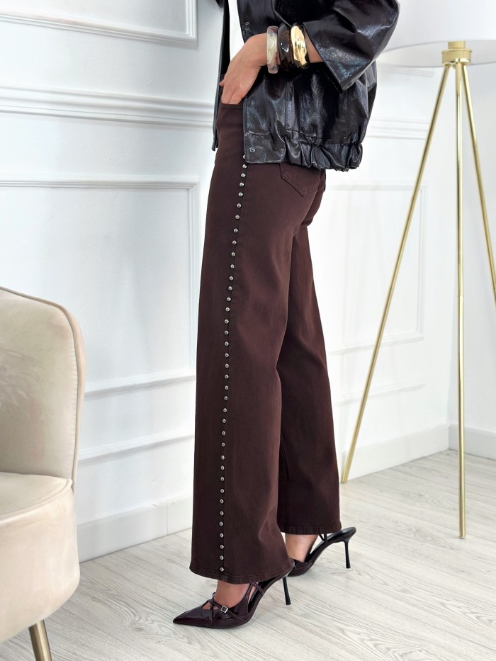 Jeans Wide Leg Tachas Chocolate