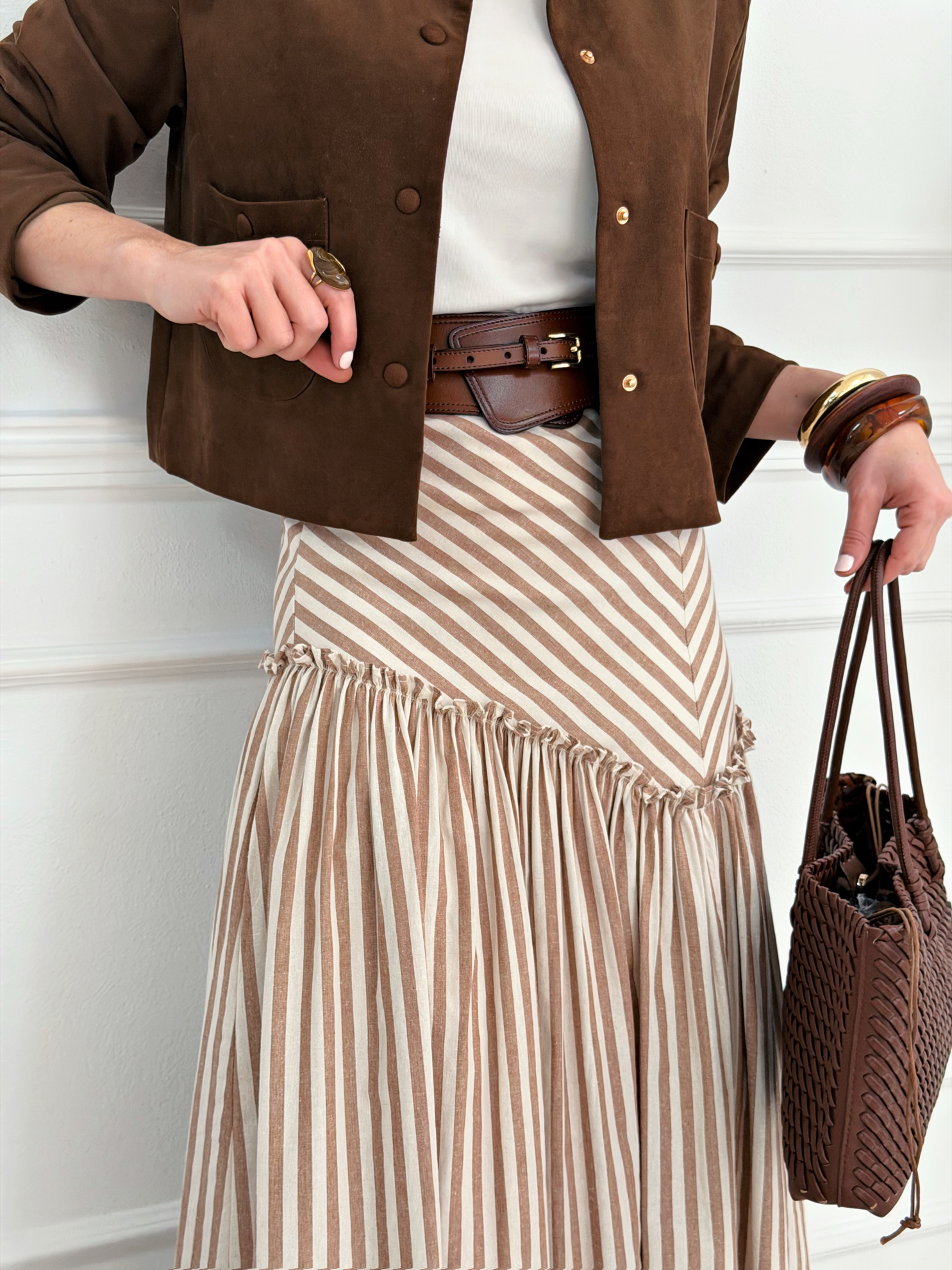 6E8A7843-5FDB-42B5-9562-7B3A01CF3E9F