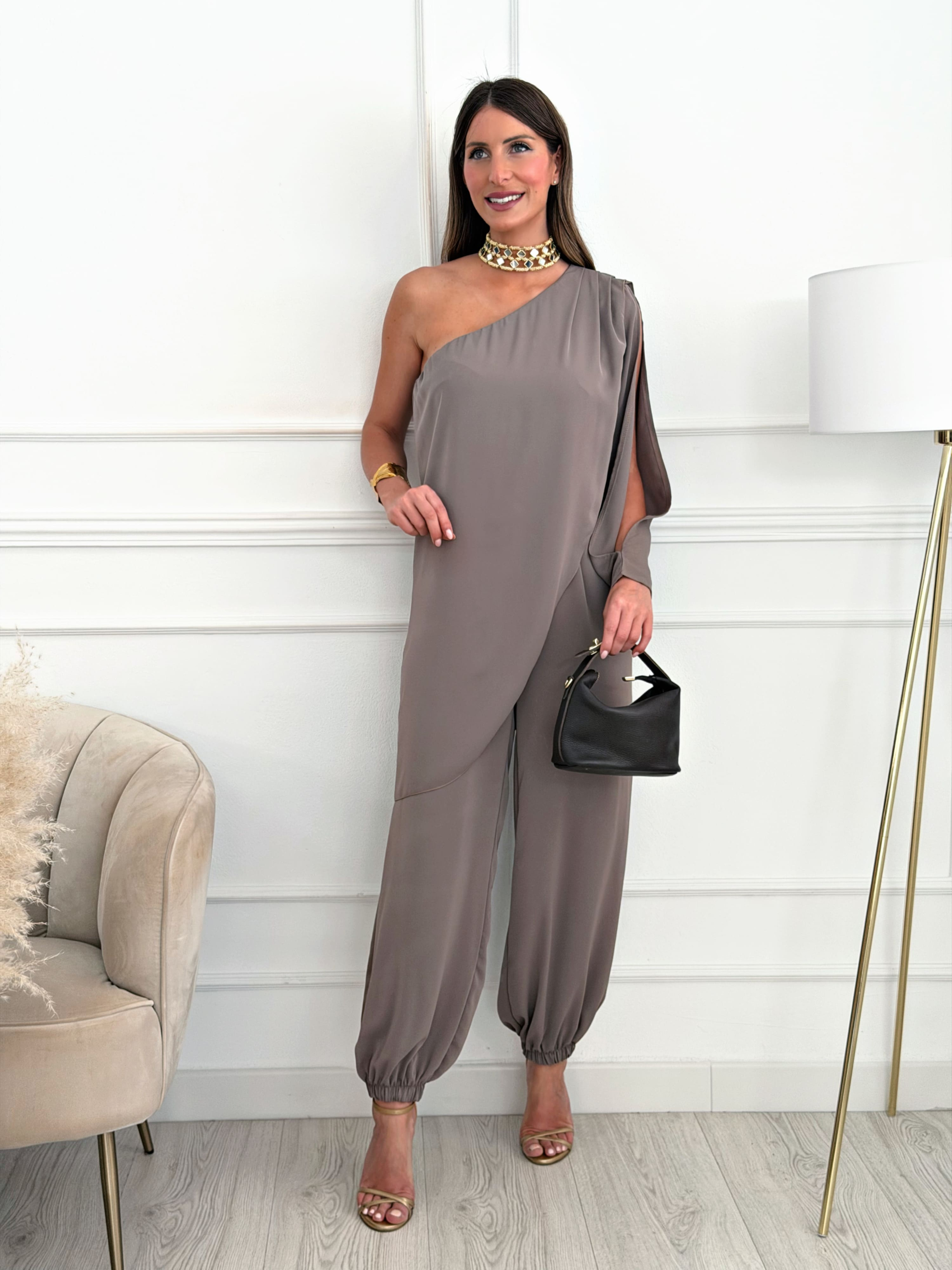 Mono Asimétrico Capa Azahara Taupe